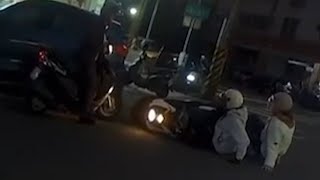 【車禍影片】轉角只會遇到三寶（2025.12.03 臺中市潭子區圓通南路