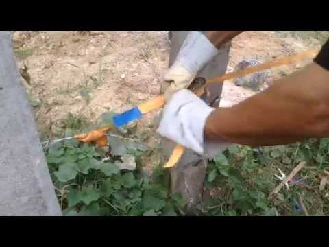 วิธีดึงลวดหนามให้ตึง Tightening Barbed Wire fence DIY