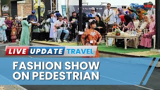 Siswa SD & Peraga Profesional Berbusana Batik Tampil di Fashion on Pedestrian, Meriahkan BBF 2023
