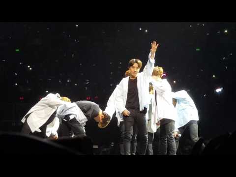 170526 BTS WINGS TOUR IN SYDNEY 2017 - Spring Day Fancam