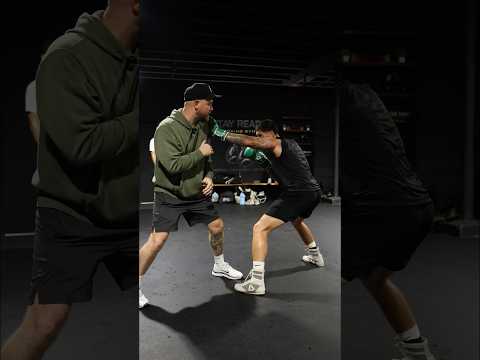 Counter combo off rolling the lead hook (3). #boxing #boxingtraining #mma #fighting #ufc #howto