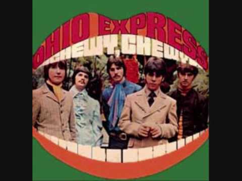 THE OHIO EXPRESS- "CHEWY CHEWY"(LYRICS)