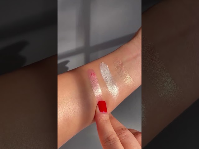 Vídeo relacionado con REVOLUTION BEAUTY 21353 Highlight Recarga a divulgar