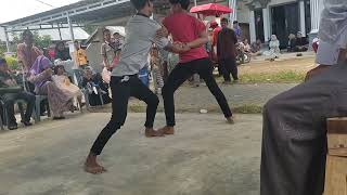 Download lagu kuntau kalimantan// membunga dan bepukul menggunakan sajam mp3 Download lagu kuntau kalimantan// membunga dan bepukul menggunakan sajam mp3