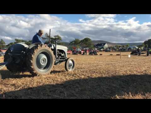 DAVIOT VINTAGE PLOUGHING 2016