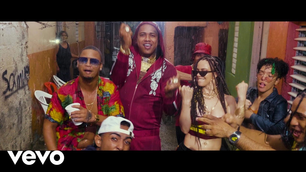 La Materialista ft. Shelow Shaq, Topo La Maskara — Machucando