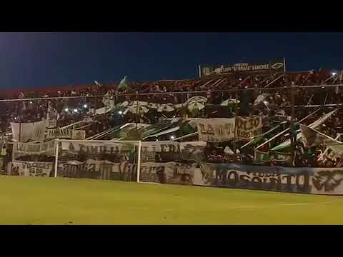 "La hincha de laferrere.!!! Familia villera" Barra: La Barra de Laferrere 79 &bull; Club: Deportivo Laferrere