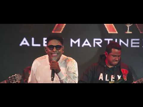 SI SE VA, SE VA - Alex Martínez & Tato Cabarcas (En Vivo)