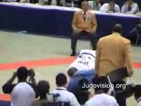 JUDO 2005 World Championships: Keiji Suzuki 鈴木桂治 (JPN) - Vitaly Bubon (UKR)