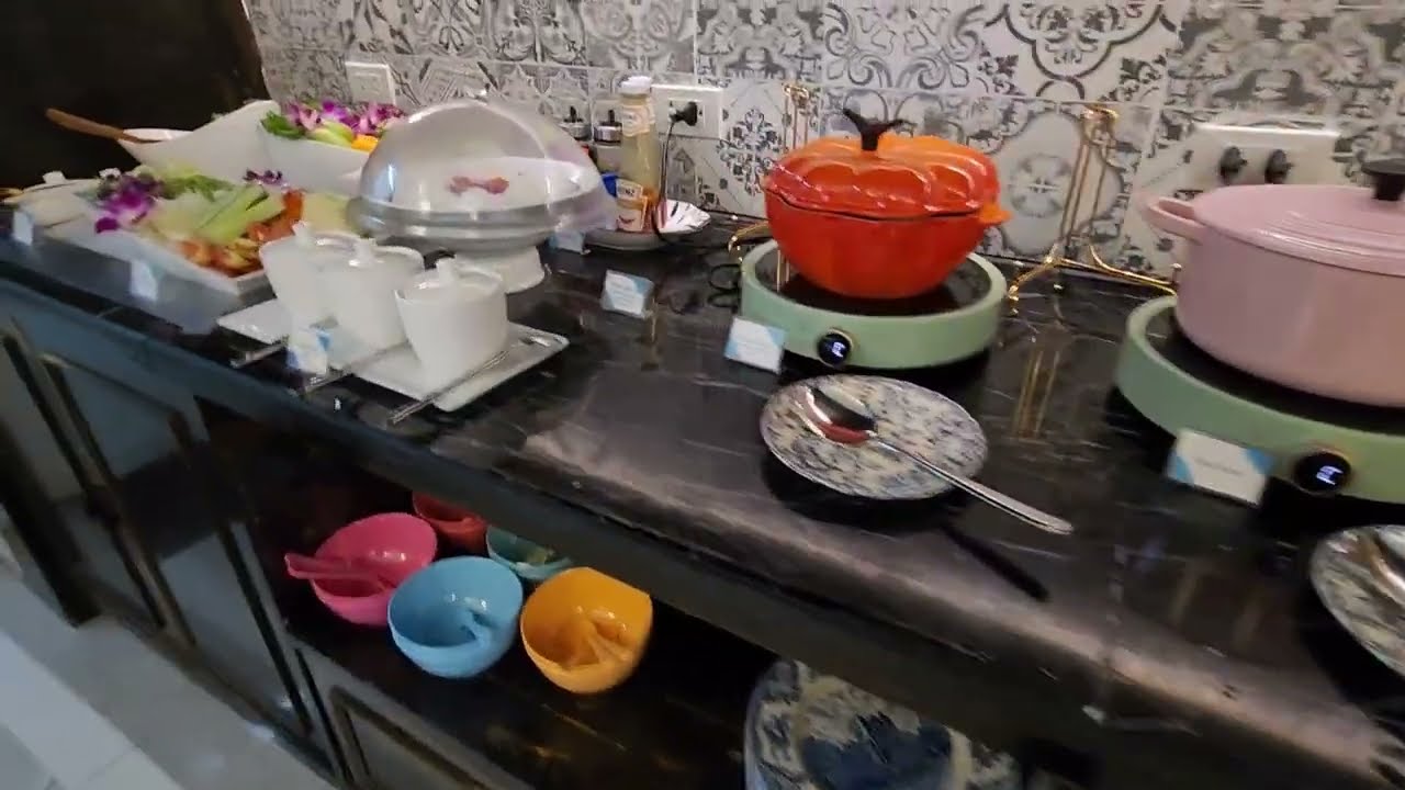 Bangkok Airways Premier Lounge thumbnail