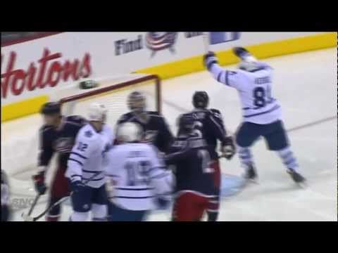 Liles 1st as a Leaf Goal - Leafs 3 vs Blue Jackets 0 - Nov 3rd 2011 (HD)