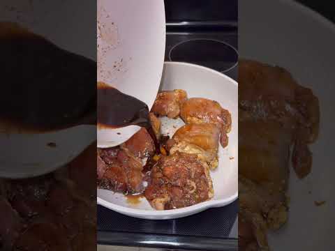 #ChickenNoodleSoup #HomemadeMeals #ColdWeatherFood #MomLife#WifeLife