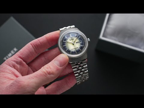 Stunning Dial, Odd Crystal! - Timex Dégradé Reissue Unboxing & First Impressions