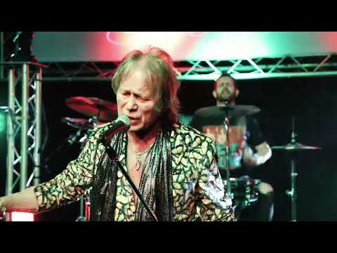 Leaf Hound - Burn the house down