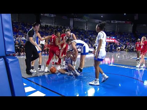 Double Technical Fouls After Carr SHOVES Player After Stepping Over Another! | Louisville Cardinals