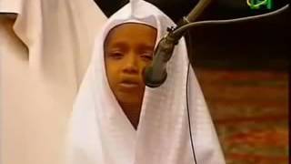 Download lagu HEBOH !!!  ANAK KECIL BACA AL QUR'AN MERDU SAMPAI NANGIS mp3