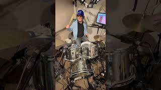 Video thumbnail for This 70s Ludwig stainless steel is a beast of a drumset! by Jake Reed
