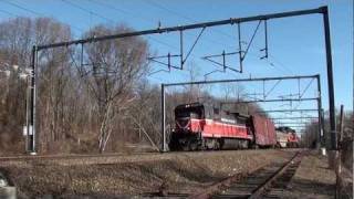 preview picture of video 'Tilting Trains at Brook Interlocking, Old Saybrook, CT'