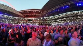 Jeff Lynne&#39;s ELO 360 Wild West Hero - Wembley 2017