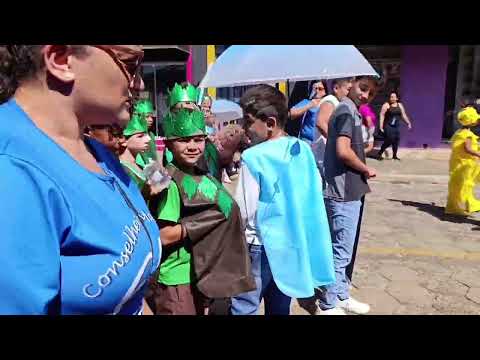 Desfile de comemoração do aniversário da cidade Conselheiro Mairinck PR dia 28 de Novembro de 2025.