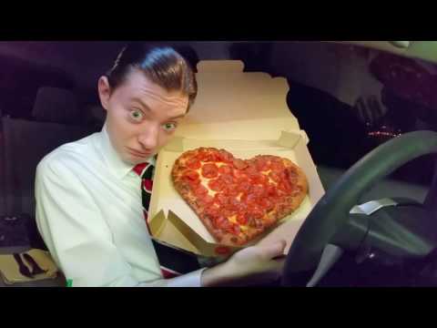 Pizza Hut Heart-Shaped Valentine's Day Pizza - Food...