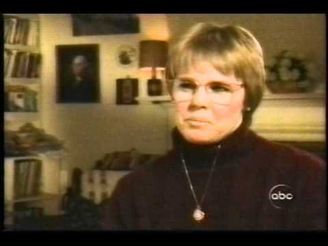 Profile on Janet Lynn (USA) - 1997 World Figure Skating Championships