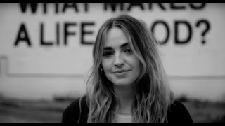 Katelyn Tarver - What Makes A Life Good (Visualizer)