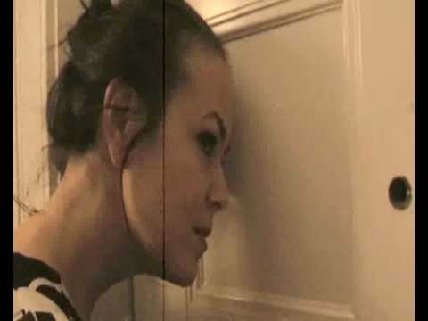 Övning från teaterhögskolan 2009. Regi: Therese Ahlbeck