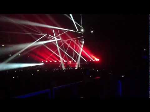 Muse - Intro (Atlas Arena)