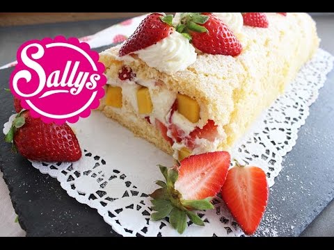 Erdbeer-Mango-Sahne-Rolle / Biskuitrolle / Erdbeerrolle / Sallys Welt
