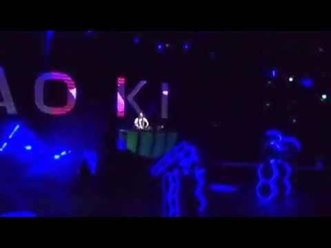 Afrojack & Steve Aoki - Afroki / I'm not afraid anymore (Official Music Video) (feat. Bonnie McKee)