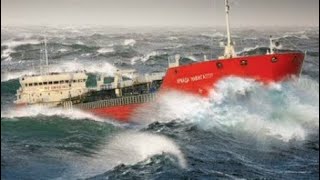 Download lagu TOP 10 BIG SHIPS OVERCOME HORRIFIC WAVES IN STORM ... mp3