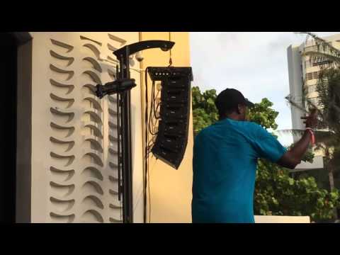 SDotBraddy - 9 to 5 (Live at North Beach Bandshell in Miami Beach of 2055 ULT Experience Show on 4/