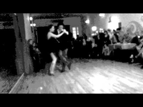  Katia Rodrigues  and  Alexandre Bellarosa  are  dancing  to  a  tango