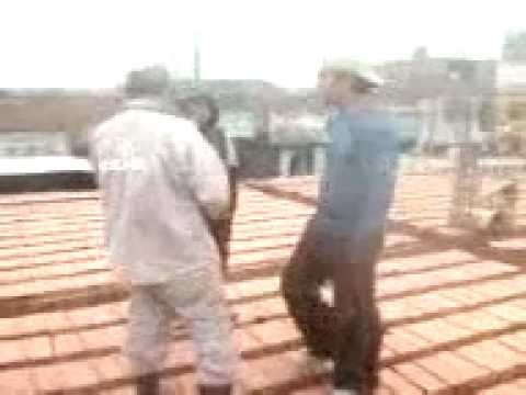 pulsea al compañero frank