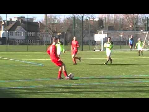 Woodford Wanderers 1 Hendon United A 6