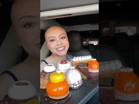 MORE BEAUTIFUL DESSERTS IN LA🍰#shorts