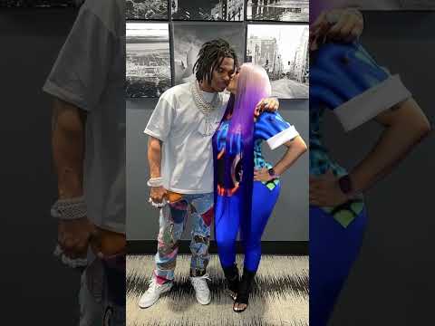 Nicki Minaj Paid Lil Baby $100,000 To Take a Picture With Him..👀