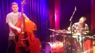 GoGo Penguin - Hopopono [Cafe 939, 2016] live