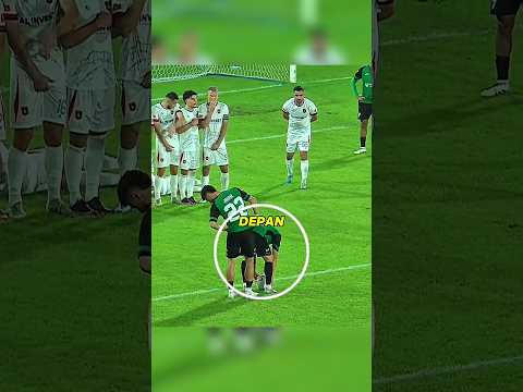 Beginilah Cara Melakukan Tendangan Bebas IQ 999?!