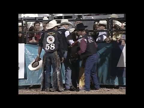 Shyster steps on Ednei Caminhas - 00 PBR Laughlin