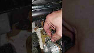 Key stuck in 2005 Mustang ignition