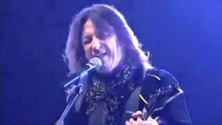 Stryper - &quot;The Rock That Make Me Roll&quot; - legendado pt