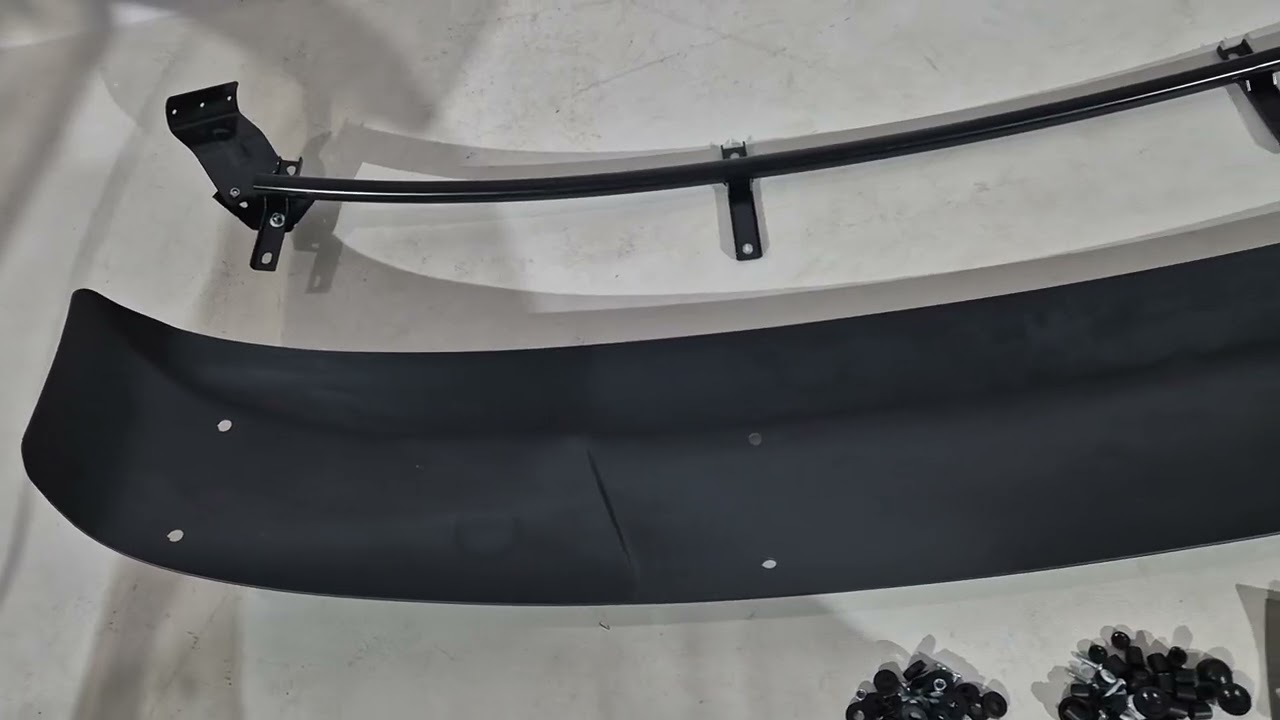 Козырек на лобовое стекло на раме V2 (черный глянец, 5мм) Video 1