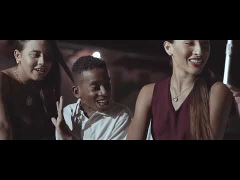 Devinho Novaes  & Menor Nico- Brincadeirinha - Clipe Oficial