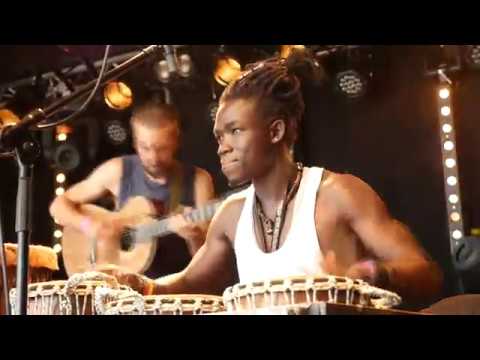 download lagu mp3 mp4 Onimo, download lagu Onimo gratis, unduh video klip Onimo