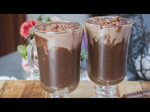 The famous CREAMY HOT CHOCOLATE from Gramado, few ingredients and easy to make | Beat it and it's...
