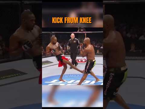 Knee kick/ Is it right or wrong in mma? #mma #ufc #brucelee #fighter #kickboxing