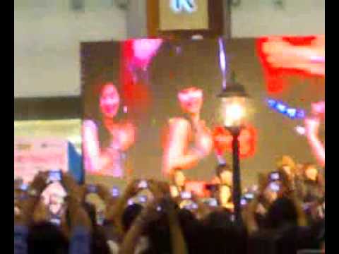 4minute in Manila @ SM Megamall 100206   (3)