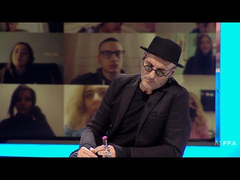 Perse je i zhgënjyer? Robert Aliaj i kthehet gazetarit: Batoni di dicka qe nuk e thote